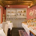 Martin\'S Relais 